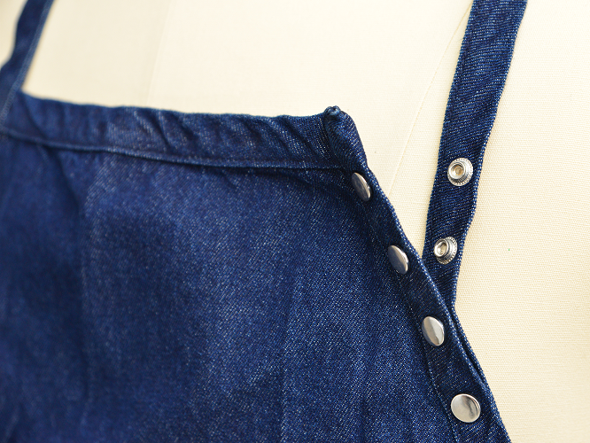 Premium Denim Professional Stylist Apron with Multi-Pocket Storage